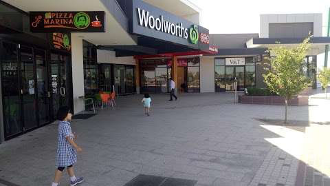 Photo: Selandra Rise Shopping Centre